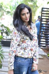 Ramya at Loafer Movie Thank You Meet